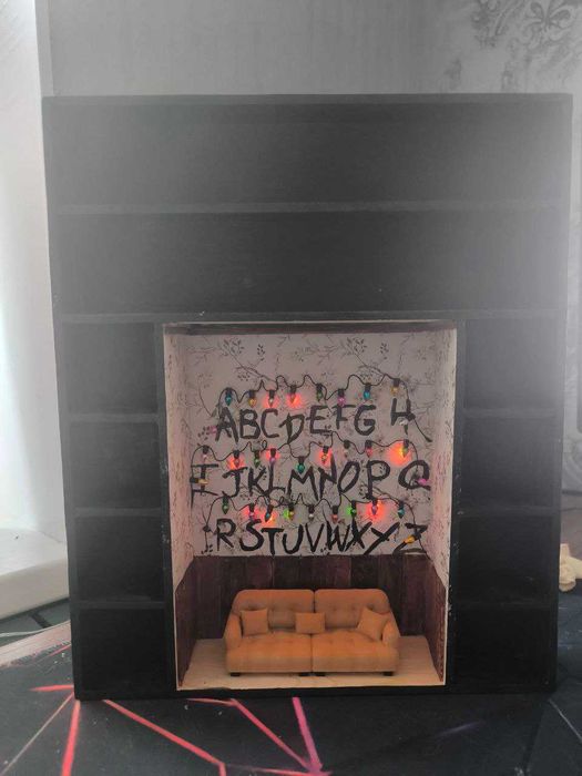 Подставка Kinder Joy Stranger Things, Киндер Джой осд