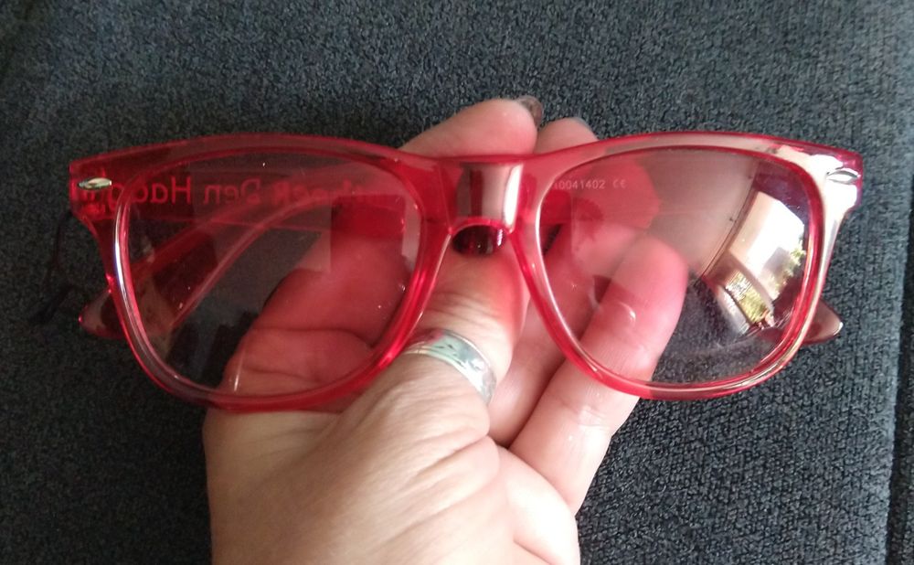 Слънчеви очила, различни модели