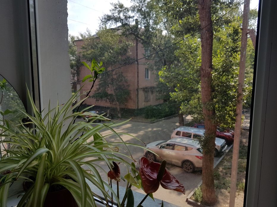 Продам квартиру четыре комнатную