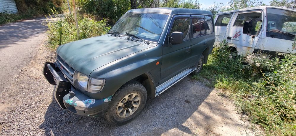 Mitsubishi pajero 2 1999