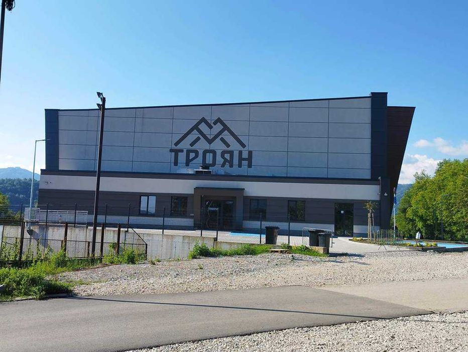 продавам къща в гр.Троян