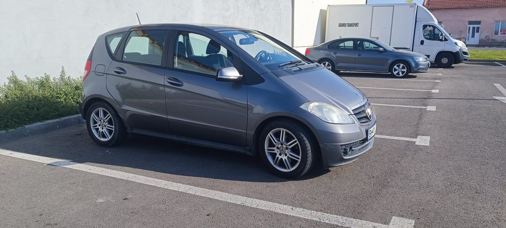 Vand Mercedes-Benz A180