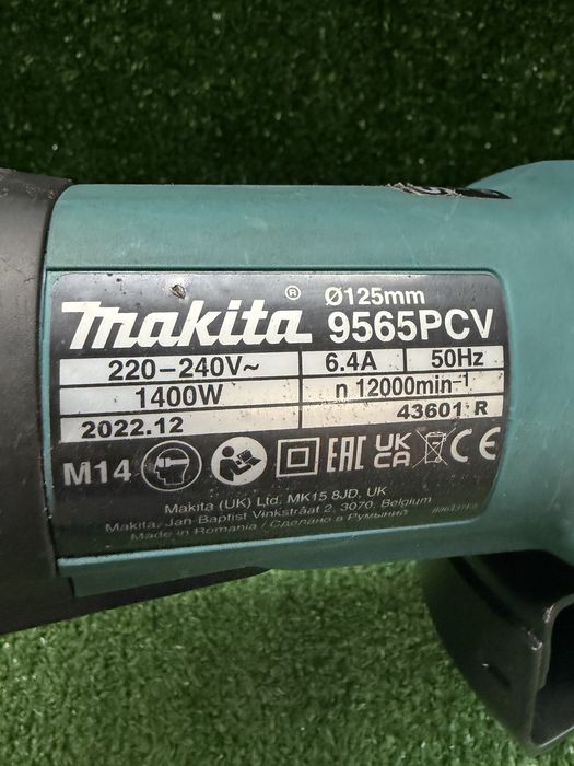Ъглошлайф с регулаж на оборитите Makita 9565PCV