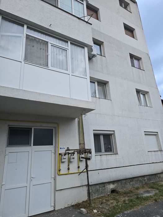 Apartament cu 3 camere