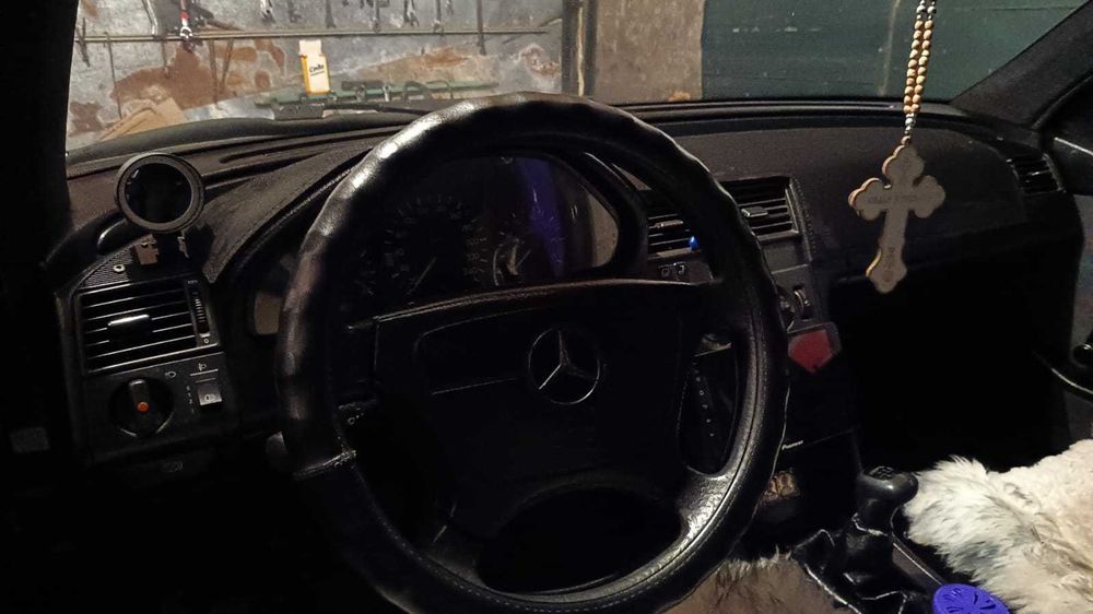 Мерседес 1994 год