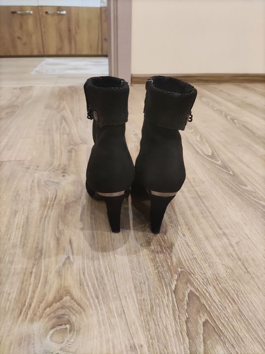 Боти Laura Biagiotti