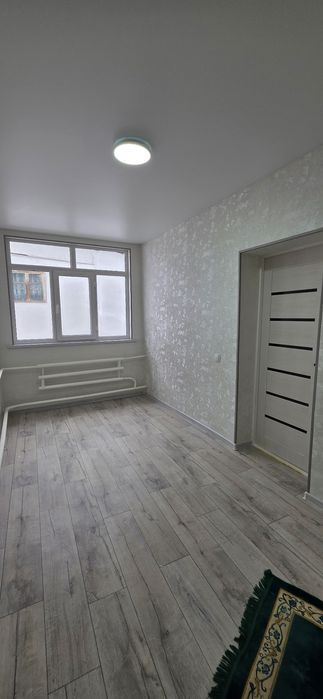 Olmaliqda srochno uy sotiladi. 6 sotix