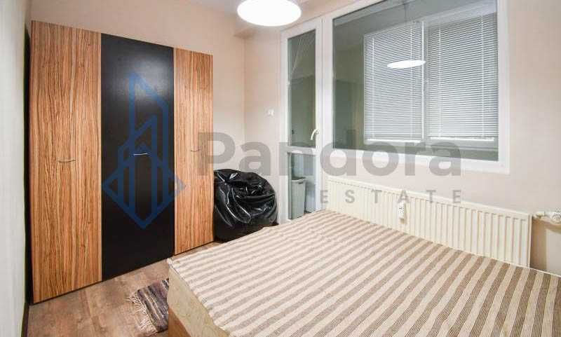 Двустаен апартамент под наем в кв. Младост 1