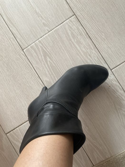 Botine negre piele!
