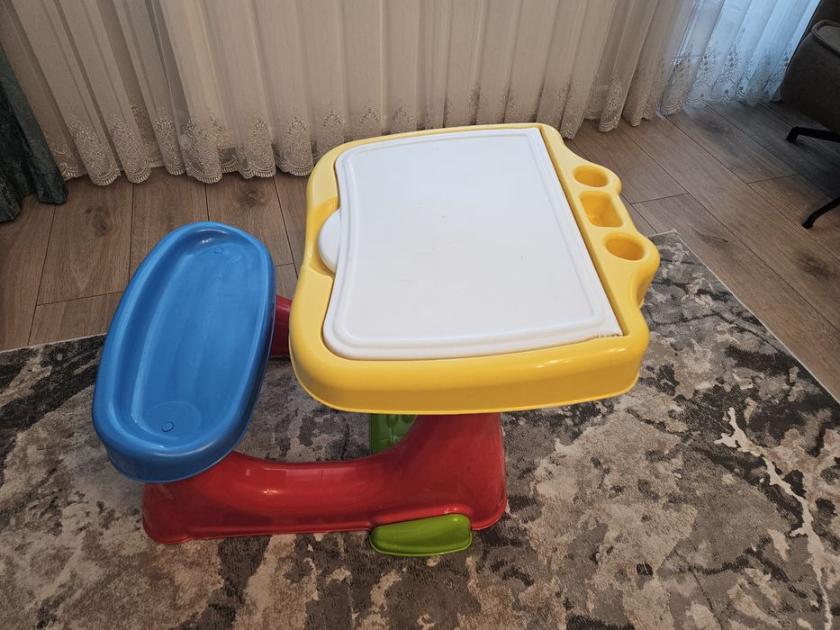 Детски пластмасов чин