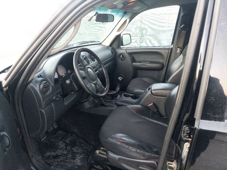 Vand jeep cherokee 2.5 manual