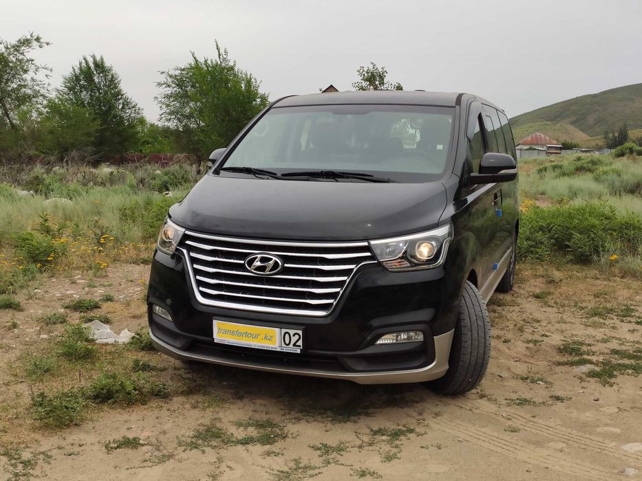 Минивэн Алматы гид на комфортном минивэне Кольсай Чарын Тургень БАО
