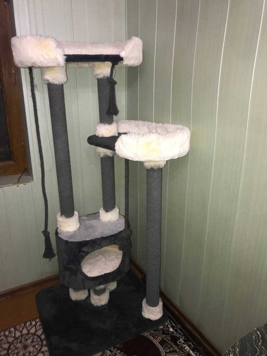 Продам 3-этажный домик для кошек