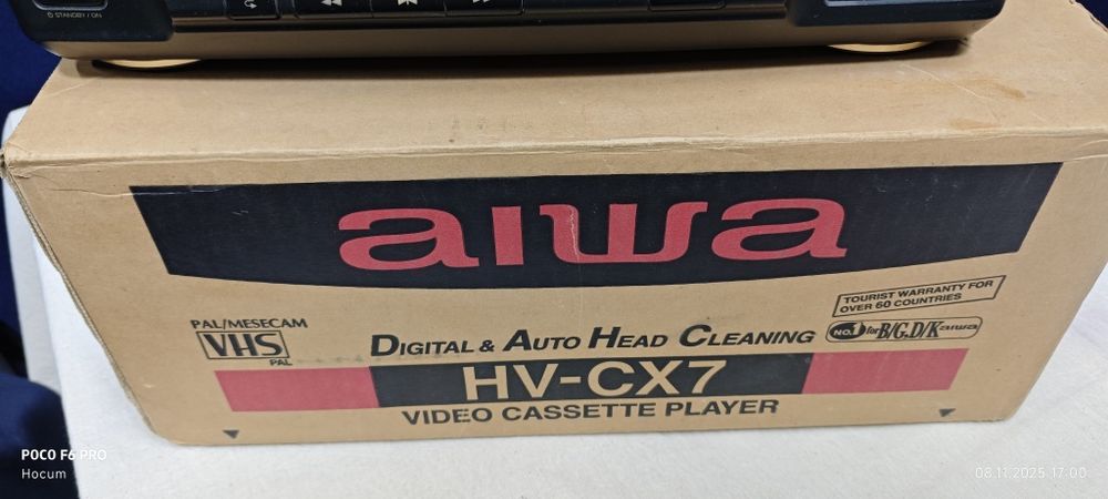 Видеоплеер Aiwa . В хорошем состоянии.