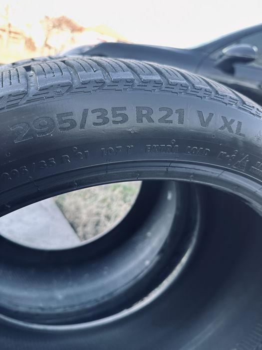 295/35/21 Continental Winter Contact TS 860 S XL -2бр.
