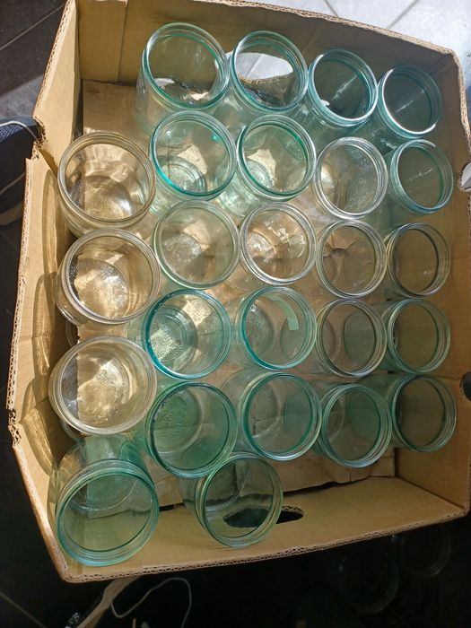 Продавам буркани