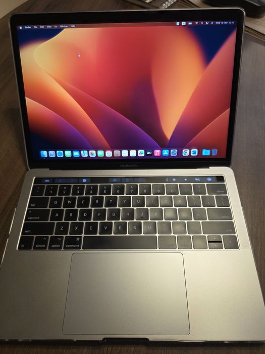 Macbook pro 2017 touch bar