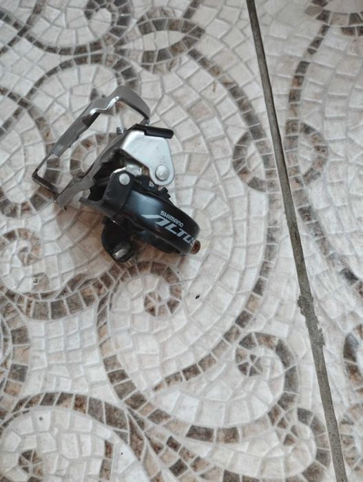 Велосипедные запчасти.