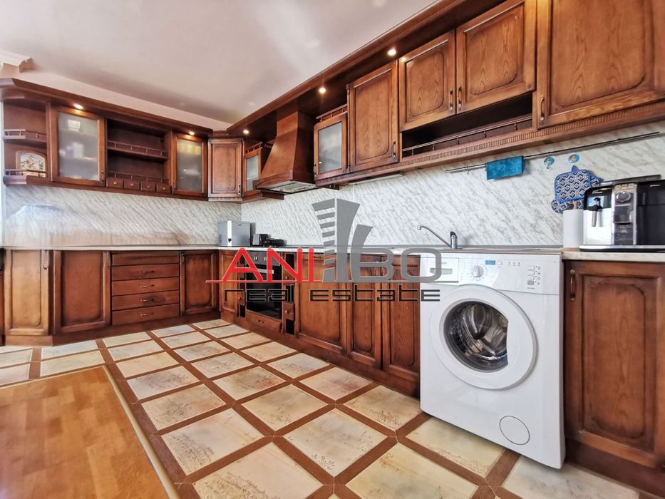Продава се Тристаен апартамент в Варна, Гръцка махала - 106 кв.м за 2916 €/кв.м - Снимка #3