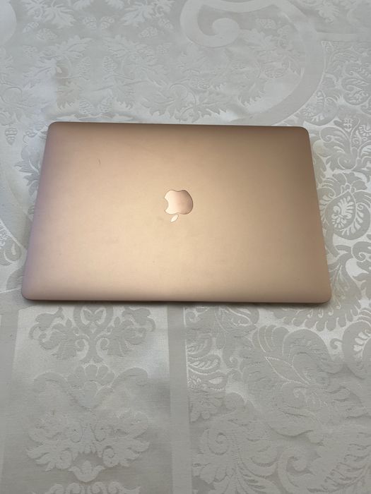 MacBook Air M1 256 gb
