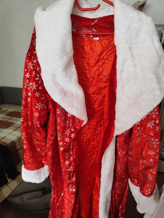 Продам костюм деда Мороза и Снегурочки
