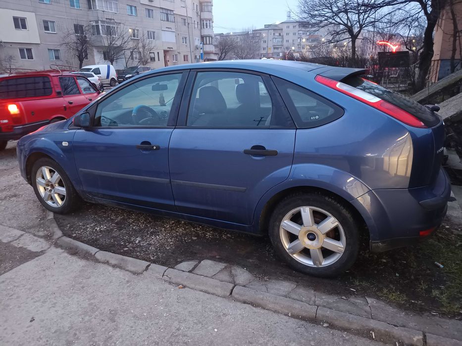 Vând Ford focus GT  1.6 Benzina 1650€ negociabil