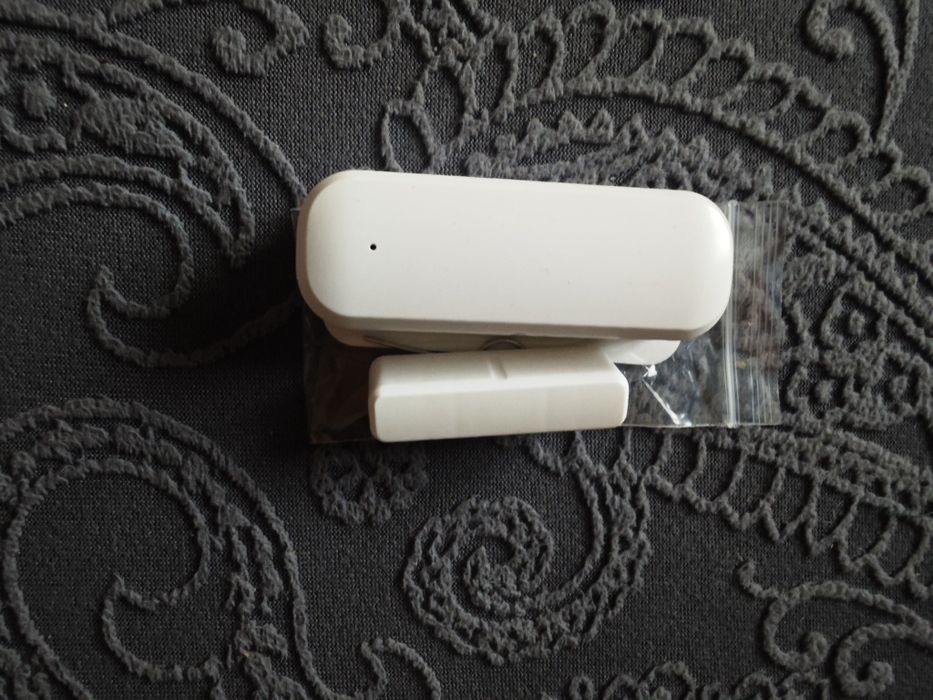 Продам небольшой набор для умного дома.