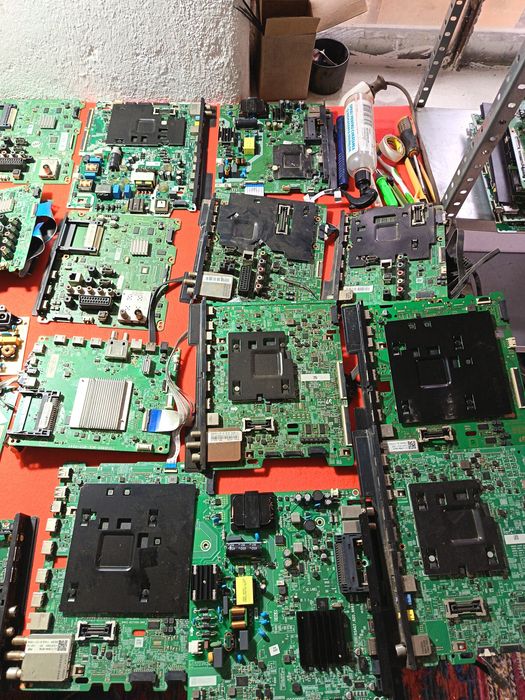 Vând placi baza la angro 20 lei buc