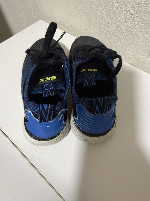 Обувь во двор на мальчика