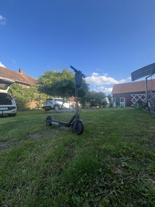 Xiaomi Mi Electric Scooter Pro 2