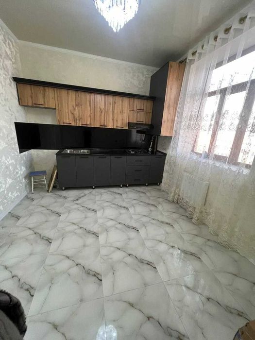 2 хоналик квартира 4 кават кирпичный дом, конечка