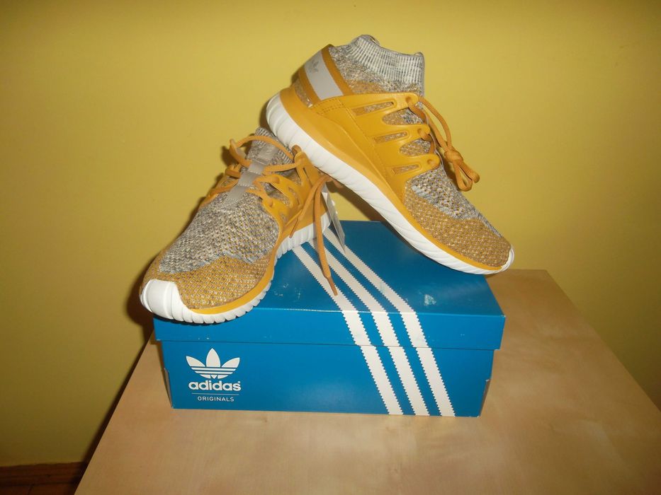 Adidasi Adidas Tubular Nova Primeknit marimea 42, 42 2/3 si 43 1/3