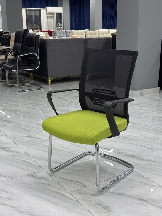 Ofis uchun yumshoq va qulay o'rindiqlar