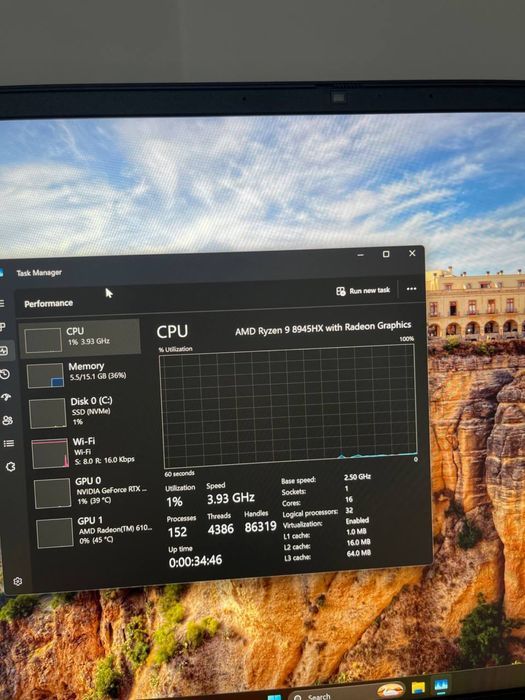 HP OMEN RTX 5060 R9 8945HX