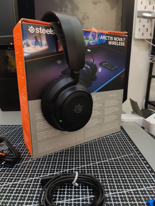 Steeleseries Arctis Nova 7 wireless