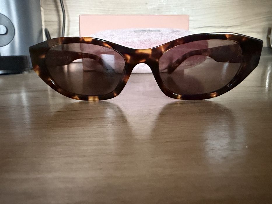 Слънчеви очила miu miu