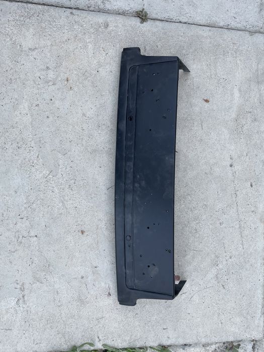 Полики и молдинг на BMW E38