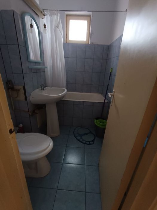 Apartament de închiriat