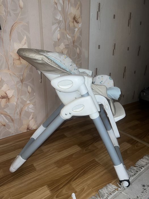 Столик для кормления