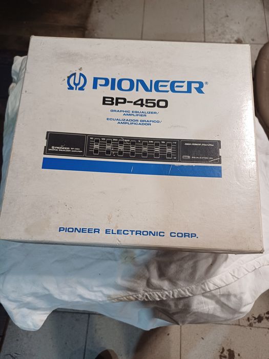 Бас каса, усилвател и предусилвател