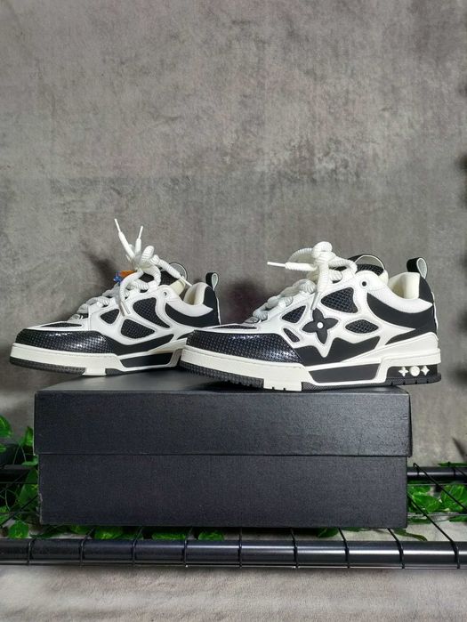 Louis Vuitton marimea 42