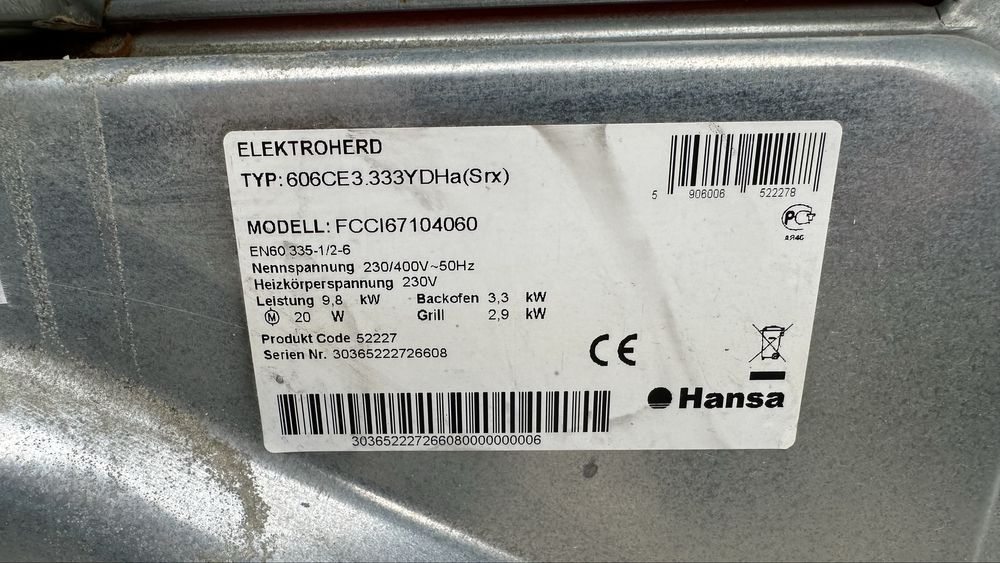 Электроплита с духовым шкафом Hansa