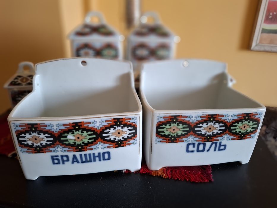 Сервиз за подправки