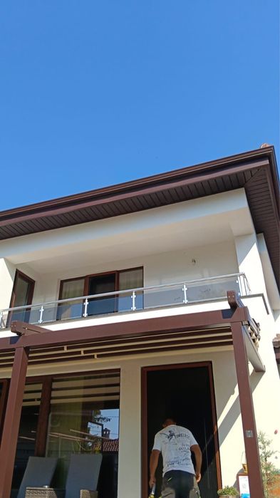 Алуминиеви и стъклени парапети – изработка и монтаж | Високо качество