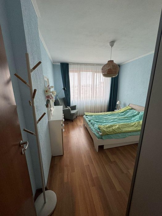 Дава се под наем Двустаен апартамент в София, Център - 60 кв.м за 598.23 € - Снимка #2