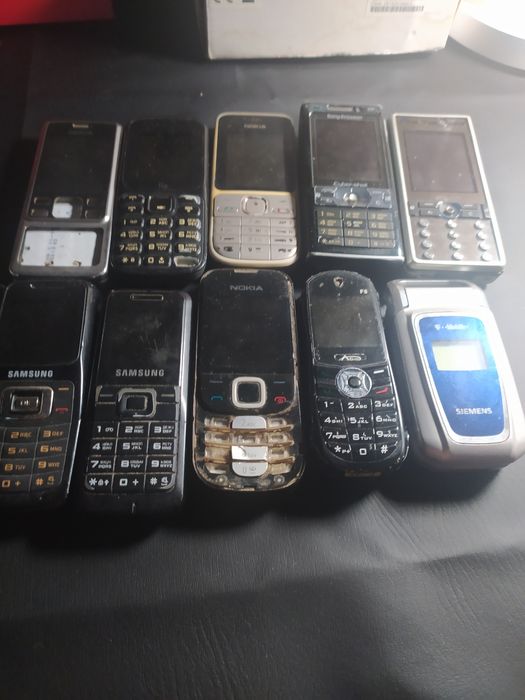 Продаю телефоны сотовый