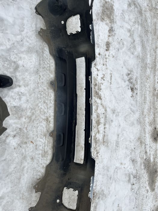 Продам бампер крузак 200 рестайлинг