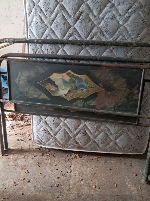 Табли за легло,стари ръчно рисувани