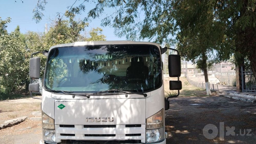 Isuzu somasval sotiladi