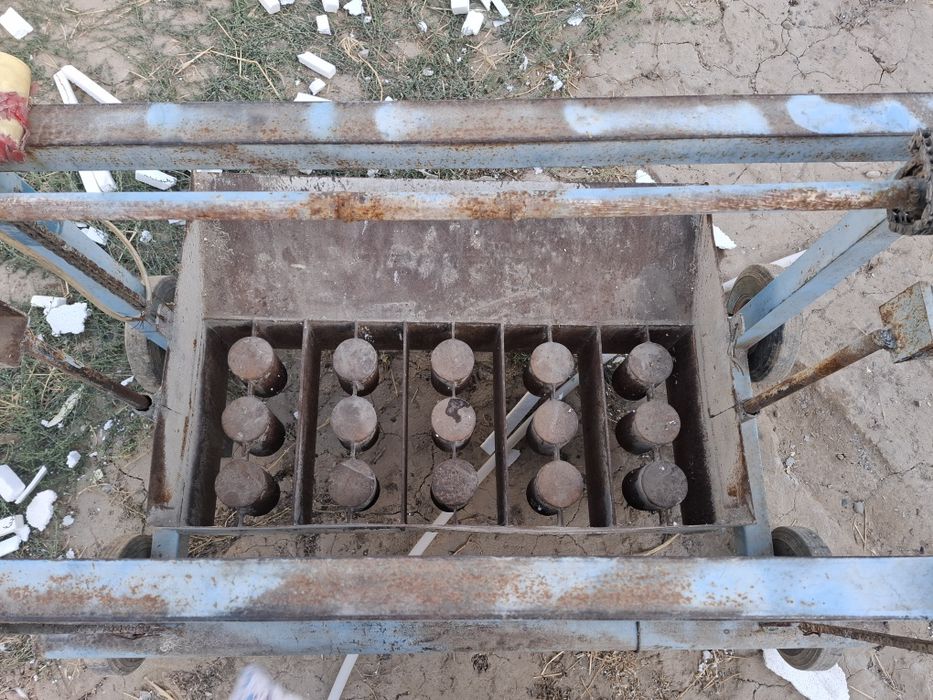 Станок для шлакоблок срочно продается